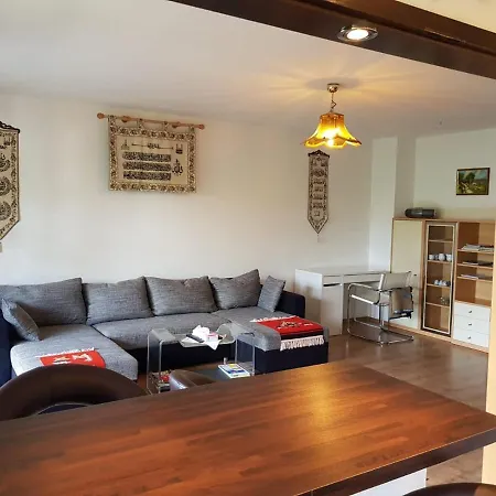 Schamz Group Ferienwohnung Apartman
